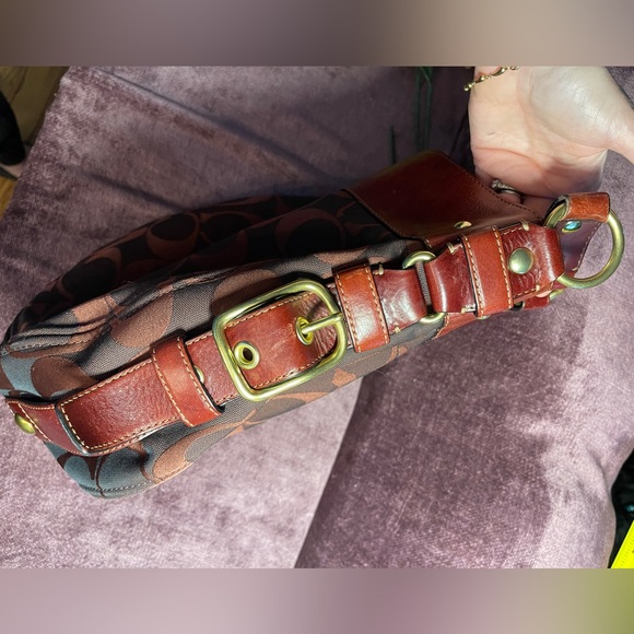 Coach Signature Large Zoe in Bordeaux/Aubergine - Picture 7 of 11